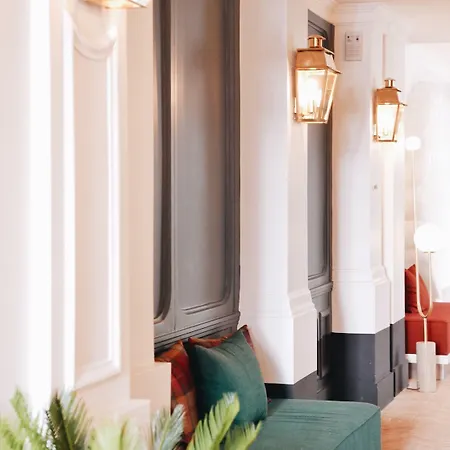 Grands Boulevards Experimental 4*