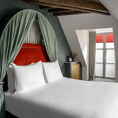 Grands Boulevards Experimental 4* Parigi