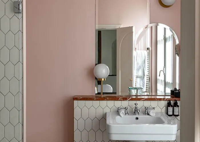 Grands Boulevards Experimental 4* Parijs