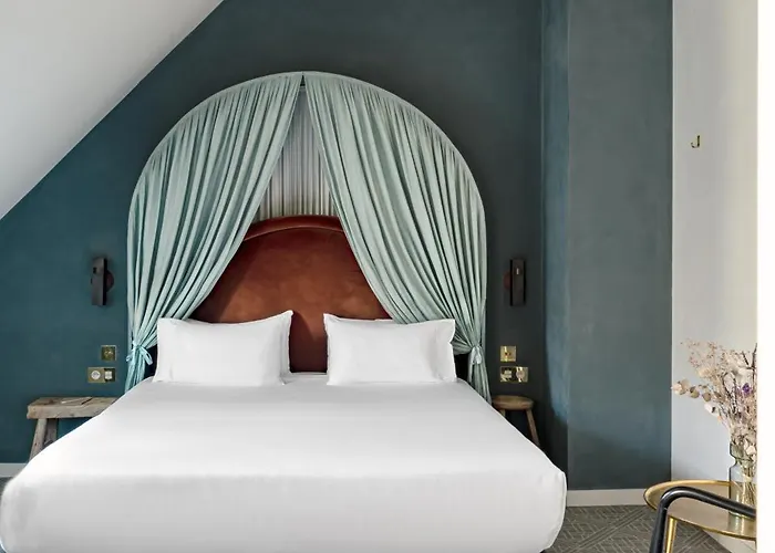 Grands Boulevards Experimental Hotel