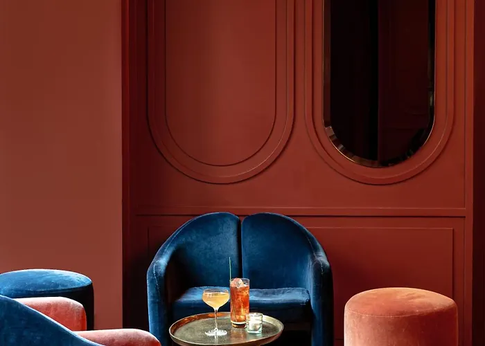 Отель Grands Boulevards Experimental 4*