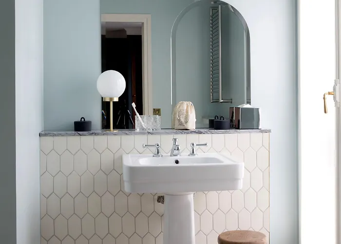 Hotel Grands Boulevards Experimental 4*