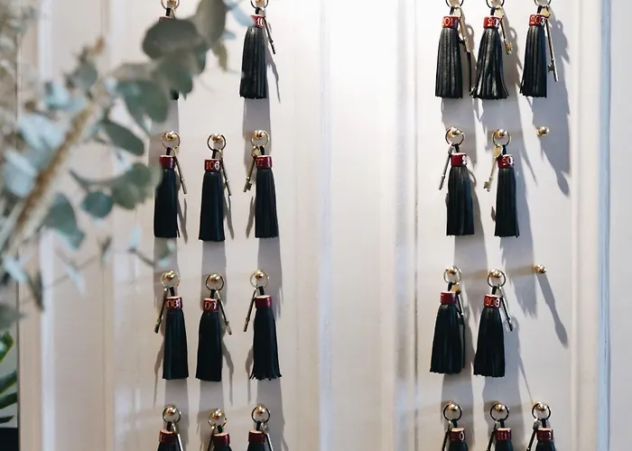 Отель Grands Boulevards Experimental 4*