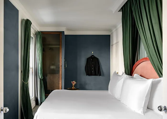 Grands Boulevards Experimental 4* Parigi