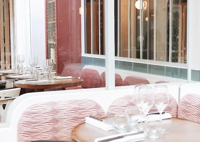 Hotel Grands Boulevards Experimental Parigi