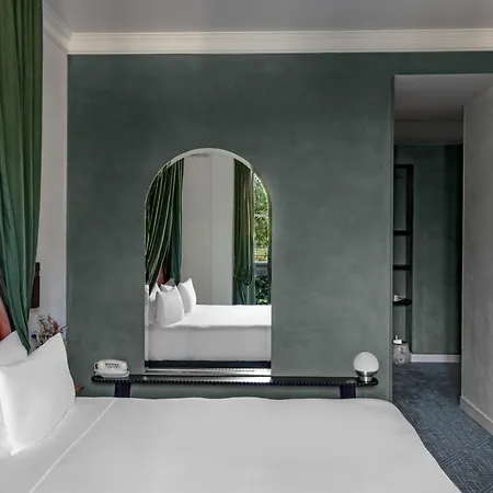 Grands Boulevards Experimental Hotel 4*