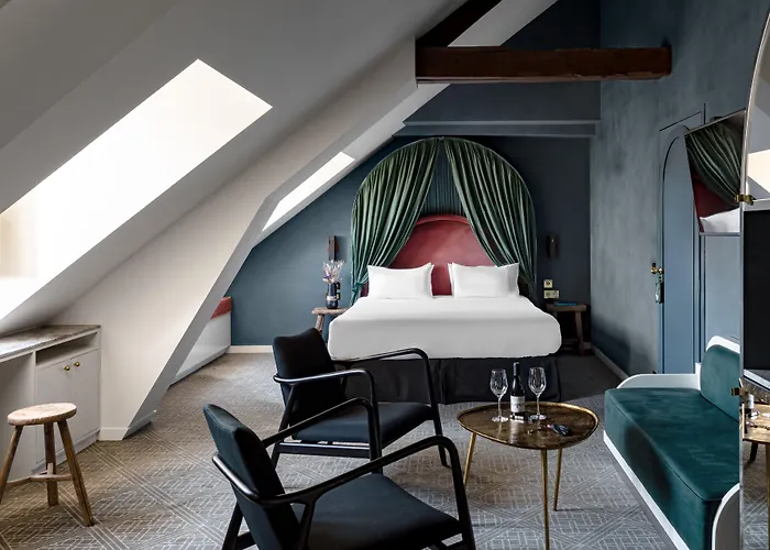 Szálloda Grands Boulevards Experimental 4*